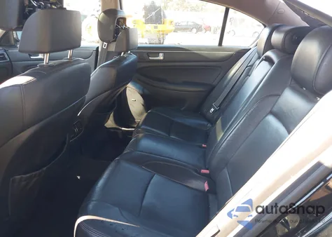 2013 Hyundai Genesis 3.8 z USA, uszkodzony, nr VIN KMHGC4DD6DU233241